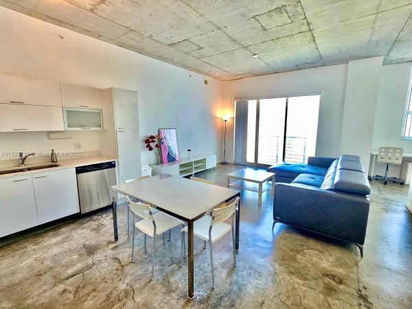 THE LOFT DOWNTOWN II COND