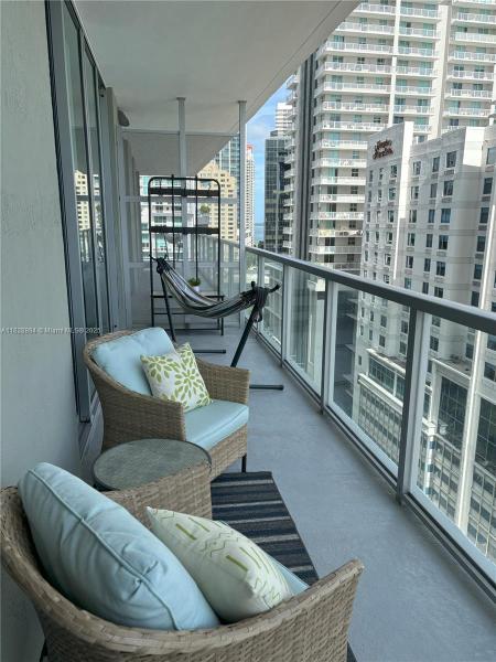 79 SW 12TH ST #1505-S, MIAMI, FL 33130