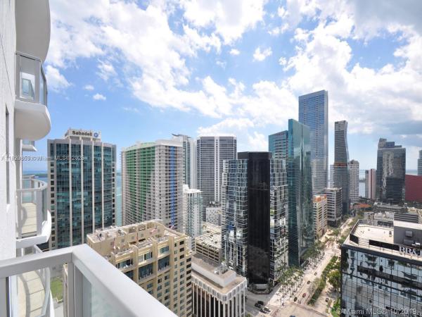 1060 BRICKELL AVE #2611, MIAMI, FL 33131