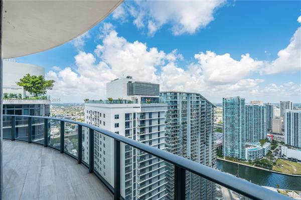 BRICKELL HEIGHTS EAST