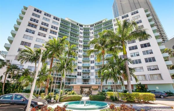 BAY PARK TOWERS CONDO