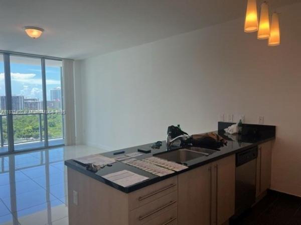 79 SW 12TH ST #2002-S, MIAMI, FL 33130