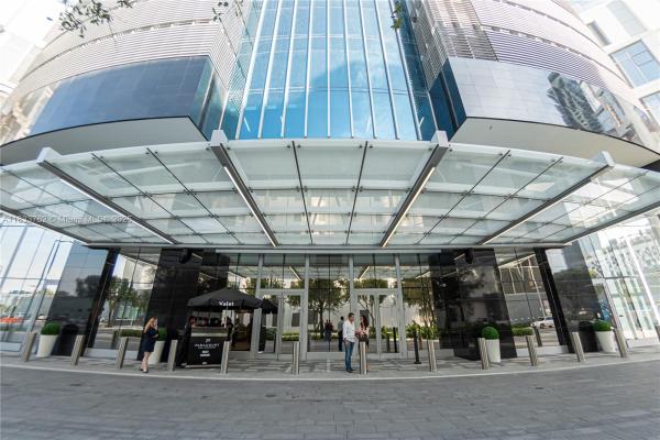 851 NE 1ST AVE #2211, MIAMI, FL 33132