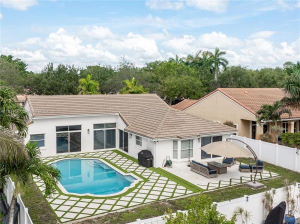 REPLAT OF COUNTRY LAKES