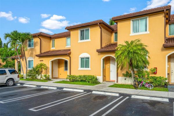 SOUTH POINTE COVE CONDO