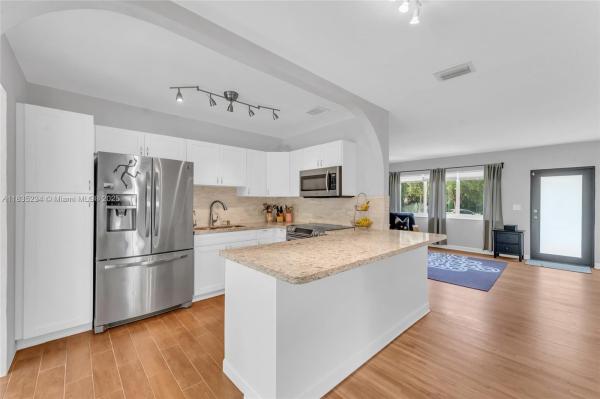 CAMBRIDGE LAWNS PARK