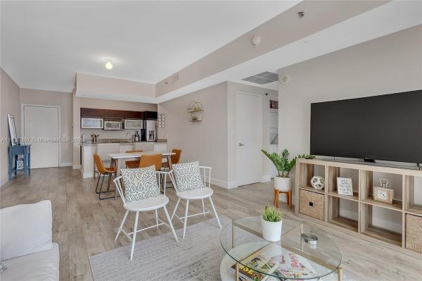 Plaza 851 Brickell Condo