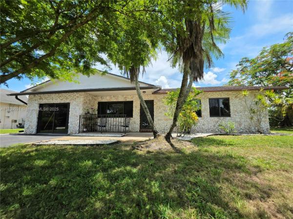 WESTWOOD COMMUNITY 7