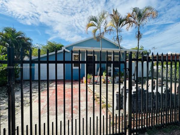 PINEWOOD PARK EXTENSION