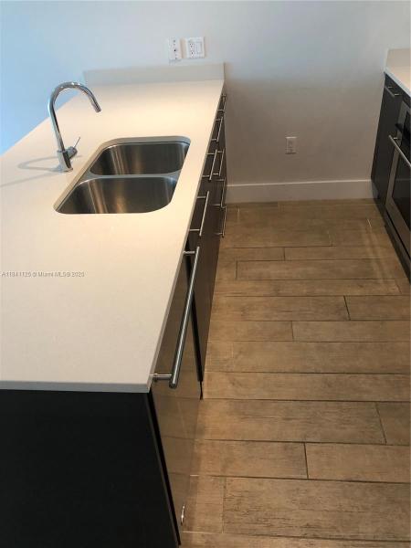 500 BRICKELL AVE #2408, MIAMI, FL 33131