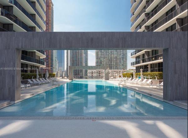 BRICKELL HEIGHTS EAST CON