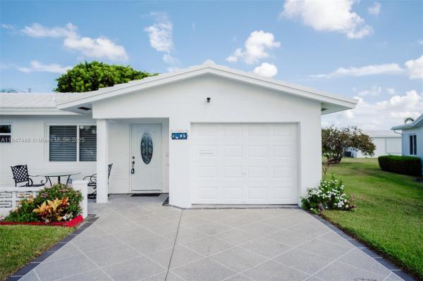 PALM BEACH LEISUREVILLE S