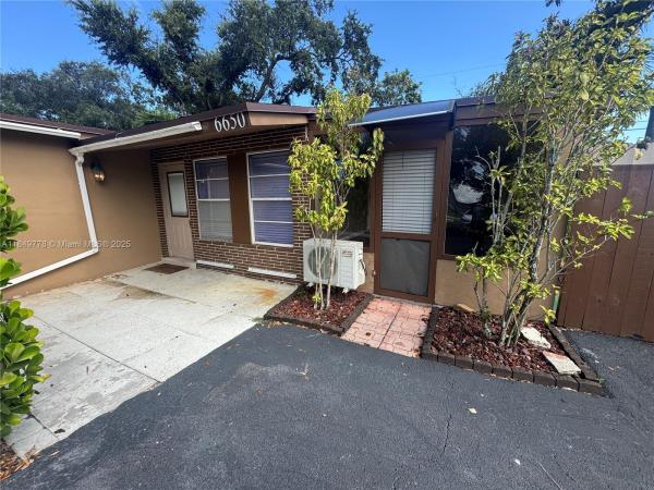 PALM LANE VILLA NO 3