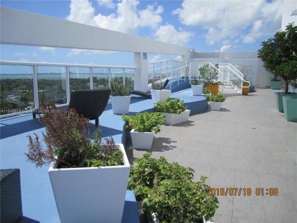 CORAL SEA VIEW CONDO