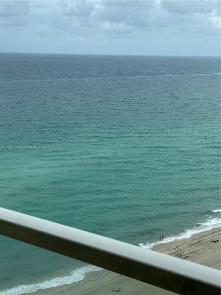 16699 COLLINS AVE #2110, SUNNY ISLES BEACH, FL 33160