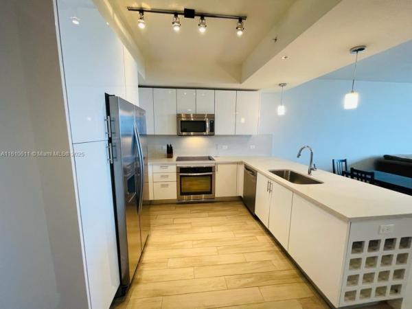 NINE AT MARY BRICKELL