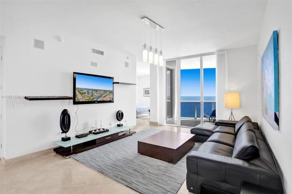 16001 COLLINS AVE #2806, SUNNY ISLES BEACH, FL 33160