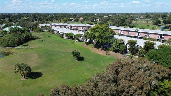 COUNTRY CLUB OF MIAMI