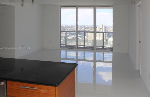 50 BISCAYNE CONDO