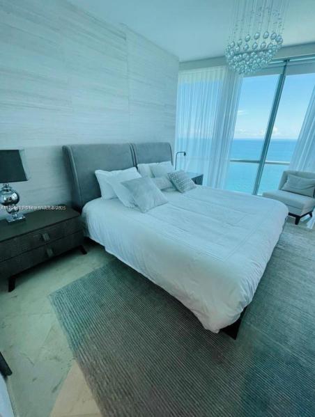 17121 COLLINS AVE #3703, SUNNY ISLES BEACH, FL 33160
