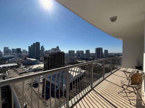 1750 N BAYSHORE DR #3010, MIAMI, FL 33132