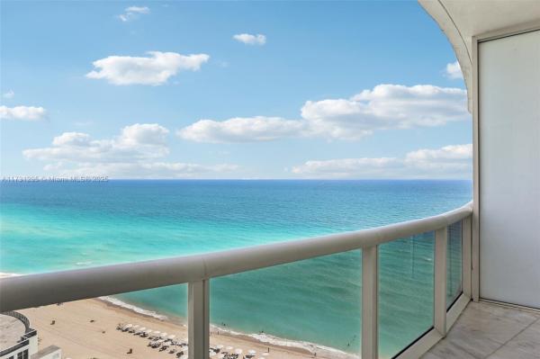 15811 COLLINS AVE #1603, SUNNY ISLES BEACH, FL 33160