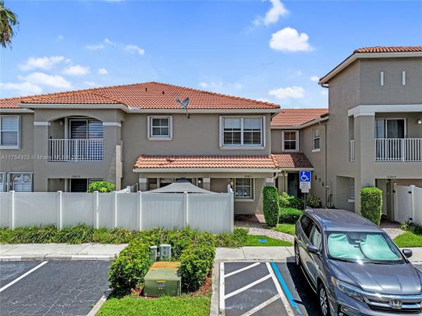 Bahia Somerset at Vizcaya