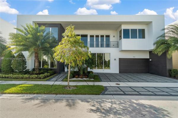 DORAL COMMONS RESIDENTIAL