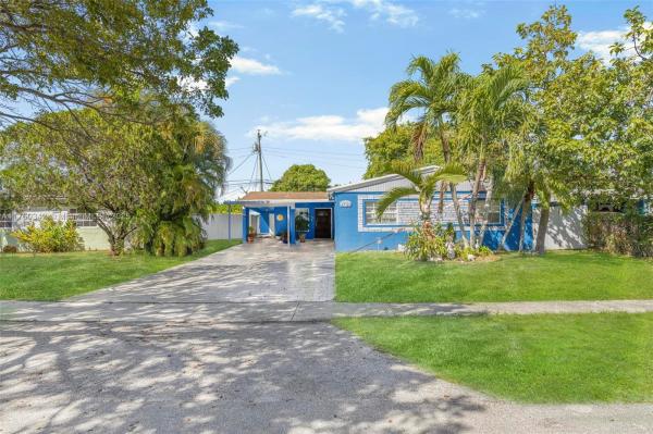 PALM LANE HOMES IN MIRAMA