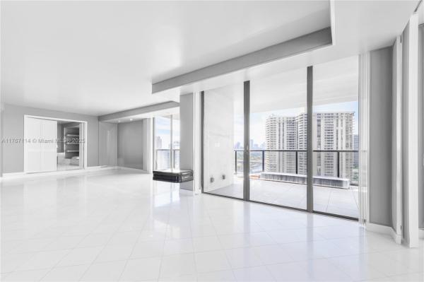 TURNBERRY ISLE SOUTH COND