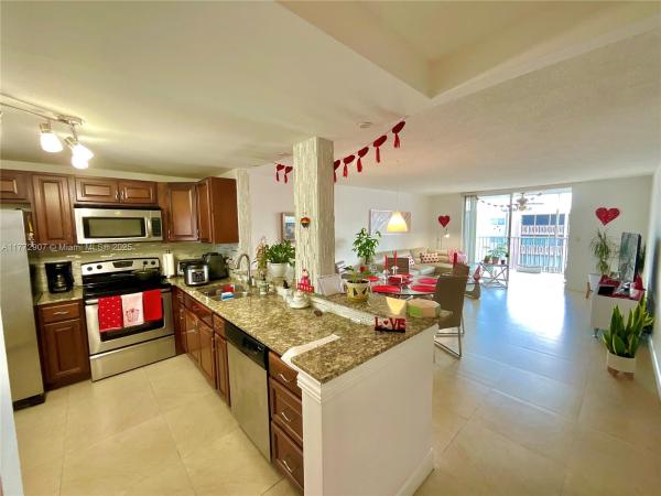 MEADOWBROOK TOWERS CONDO