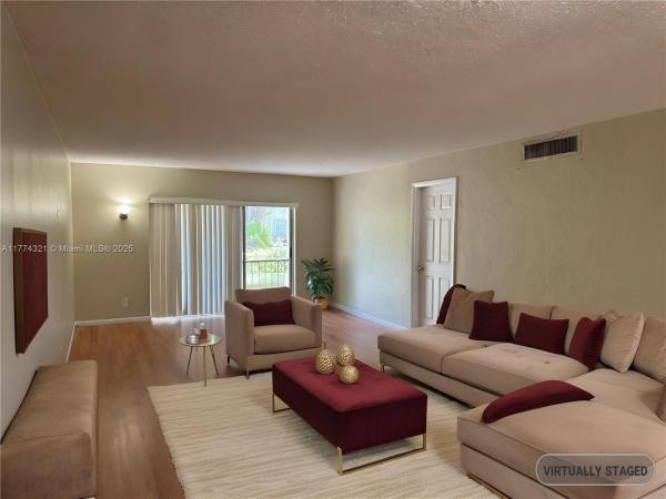 GARDEN LAKES OF INVERRARY