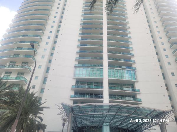JADE AT BRICKELL