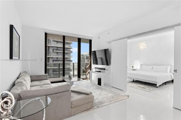 1010 BRICKELL AVE #4608, MIAMI, FL 33131