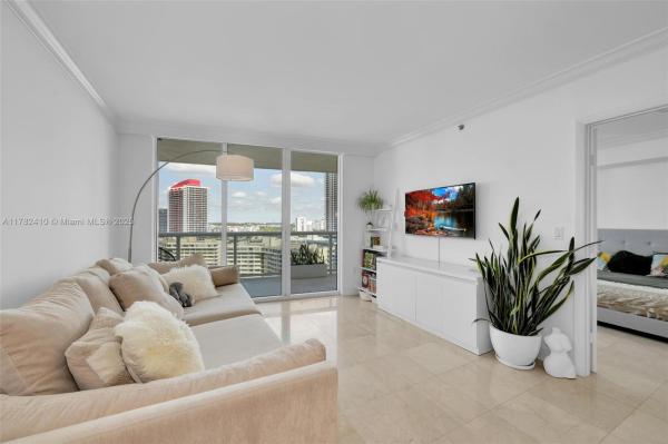 1850 S OCEAN DR #1709, HALLANDALE BEACH, FL 33009