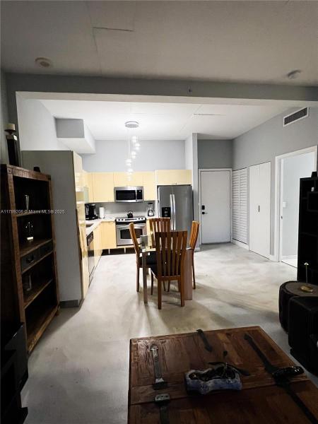 THE LOFT DOWNTOWN CONDO