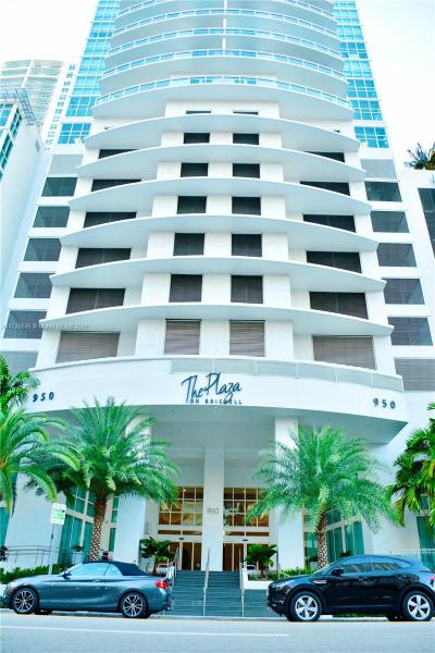 THE PLAZA BRICKELL BAY CON
