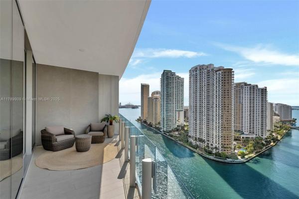 300 BISCAYNE BOULEVARD WAY #2007W, MIAMI, FL 33130