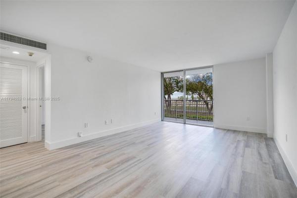 BRICKELL BISCAYNE CONDO