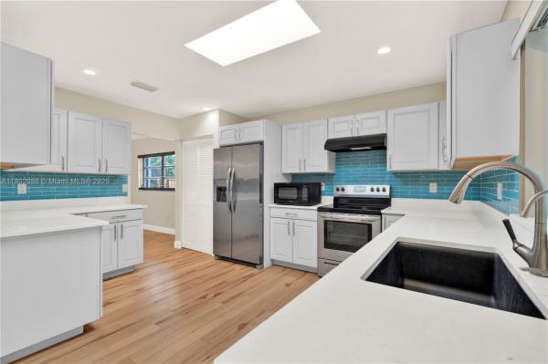 HOMESTEAD LAKES TENNESSEE