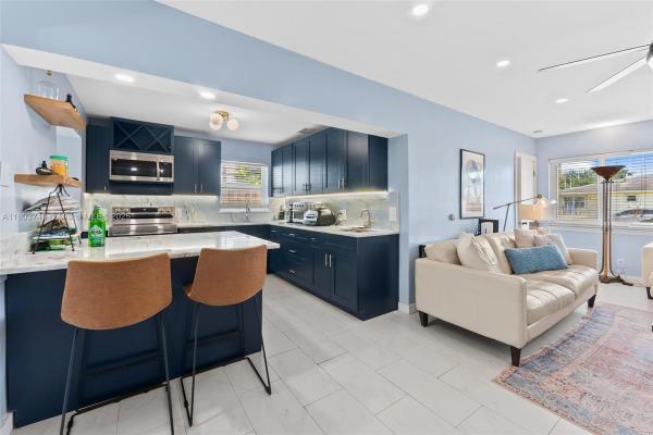 SOUTH NEW RIVER ISLES SEC