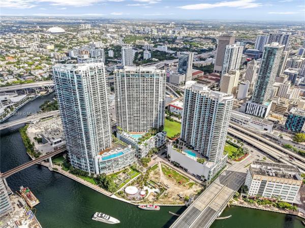 90 SW 3RD ST #4011, MIAMI, FL 33130