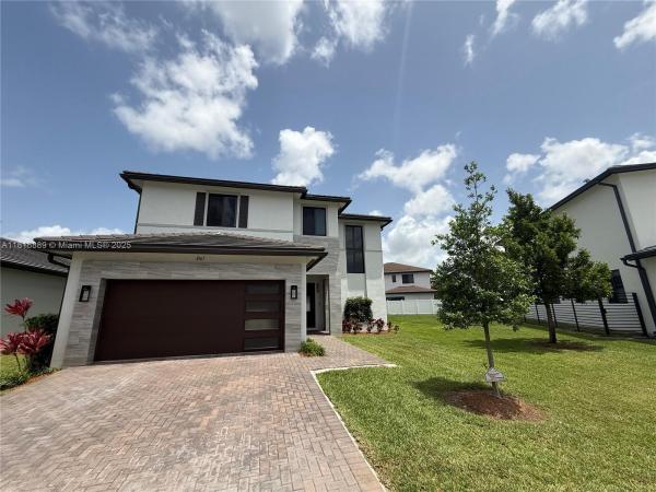 DOWNTOWN DORAL SOUTH PHAS