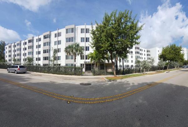 CARIBBEAN BREEZE CONDO