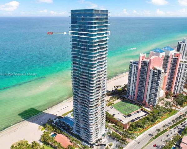 19575 COLLINS AVE #39, SUNNY ISLES BEACH, FL 33160