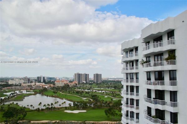 3300 NE 192ND ST #1902, AVENTURA, FL 33180