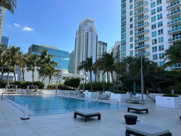 950 BRICKELL BAY DR #3402, MIAMI, FL 33131