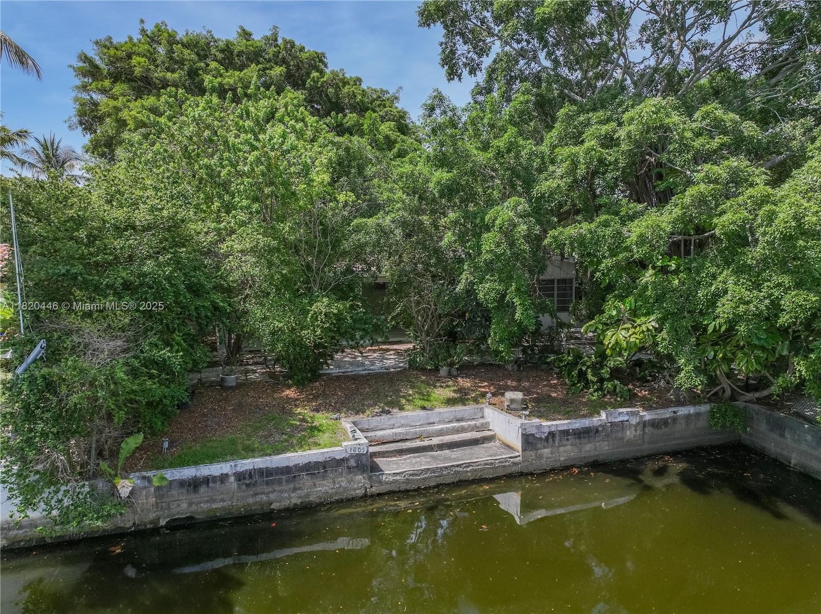 KEYSTONE SHORES - фото