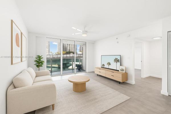 BRICKELL ON THE RIVER