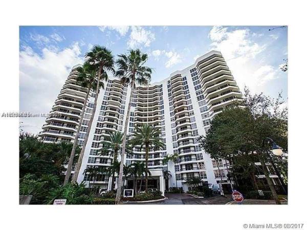 MYSTIC POINTE TOWER 300